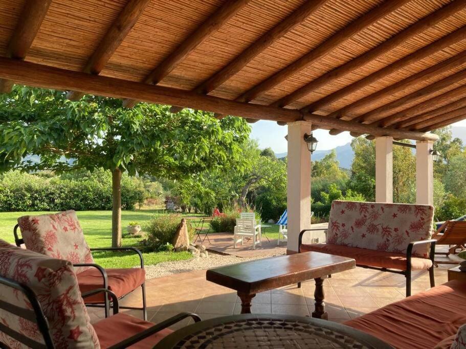 Countryside Villa In Sardinia Triei Exterior foto